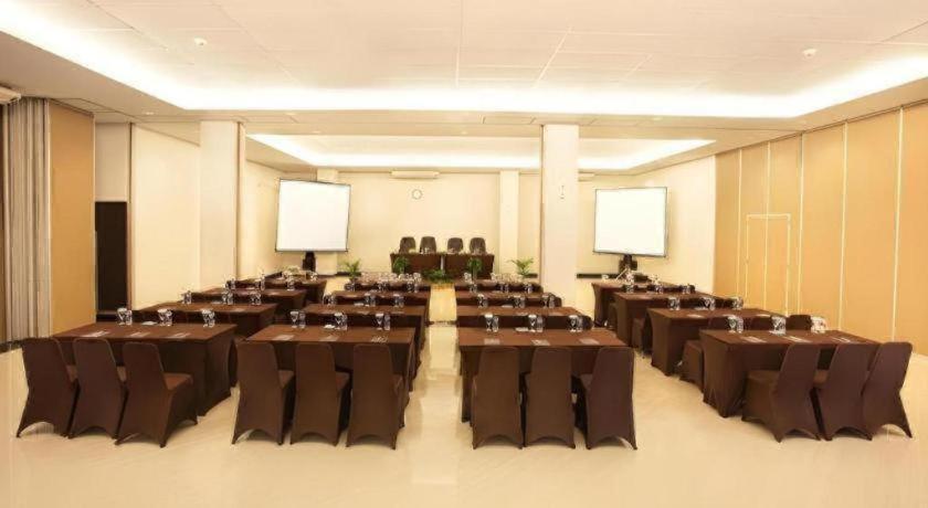 Grage Jogja Hotel 요그야카르타 외부 사진