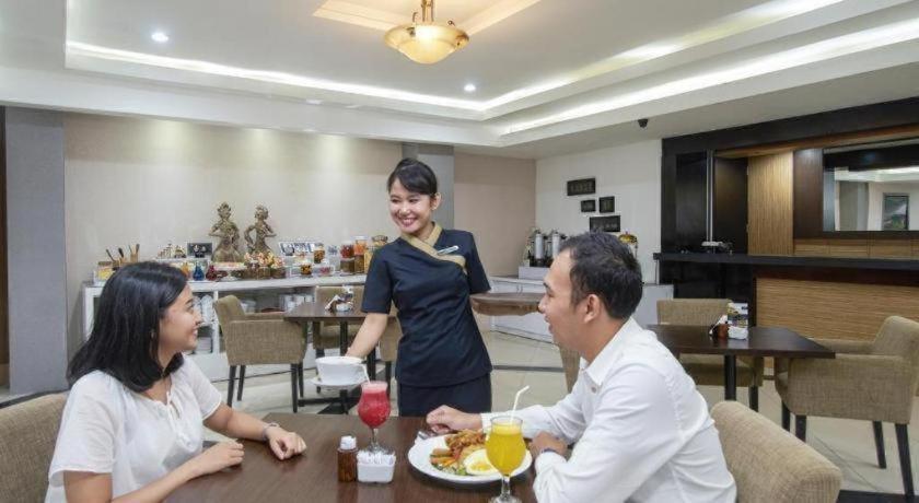 Grage Jogja Hotel 요그야카르타 외부 사진