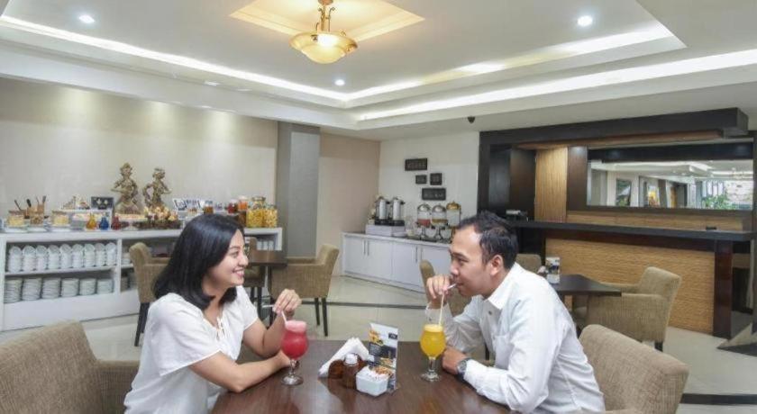 Grage Jogja Hotel 요그야카르타 외부 사진