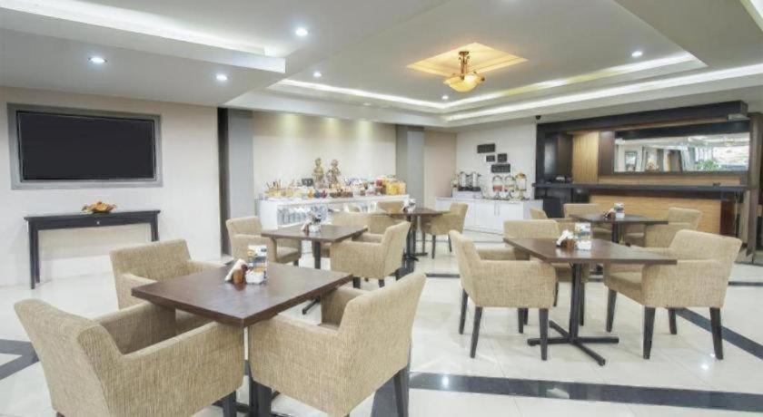 Grage Jogja Hotel 요그야카르타 외부 사진